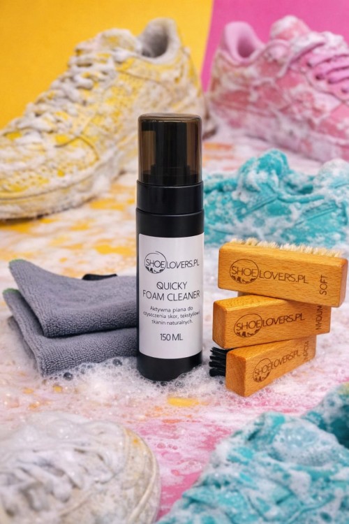 zestaw do czyszczenia sneakersow sneaker cleaning kit pielęgnacja obuwia sportowego czyszczenie trampek buty streetwear akcesoria szczotka preparat foam cleaner renowacja podeszwy odswiezanie sneaker care premium Shoelovers.pl profesjonalny produkt